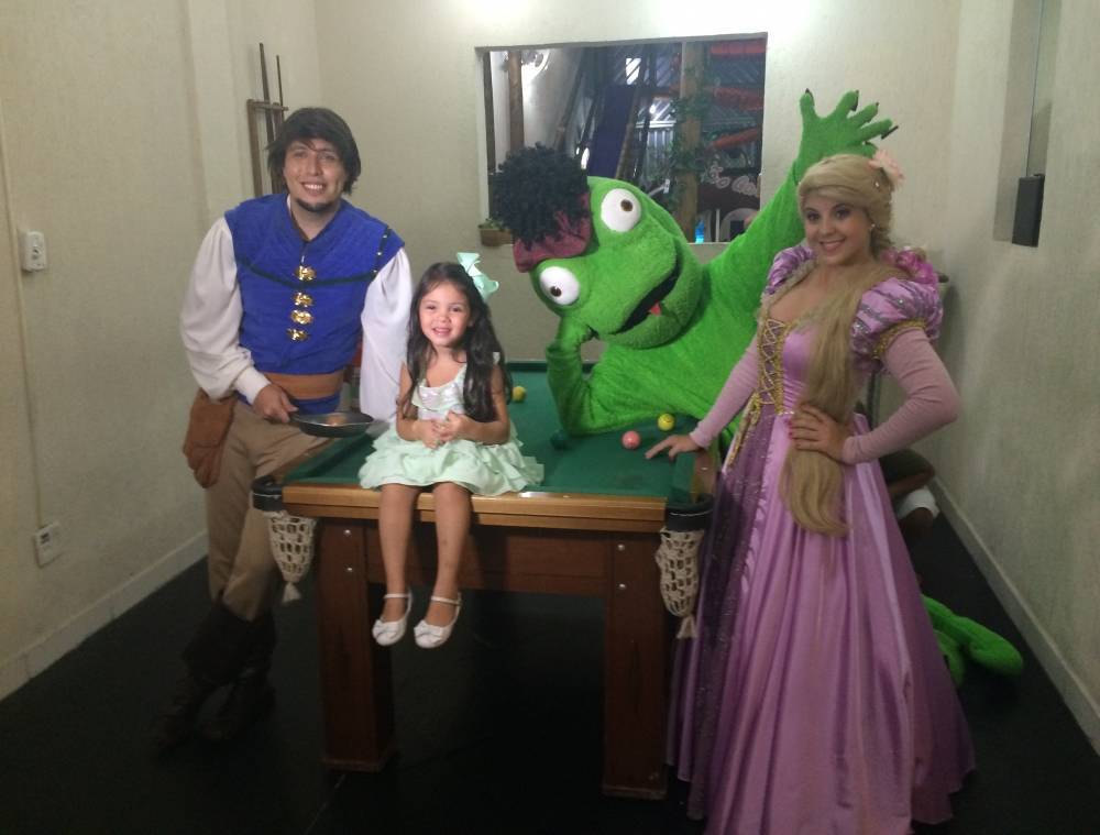 Fantasia para Festa Infantil Rapunzel no Socorro - Loja de Fantasias Infantis 