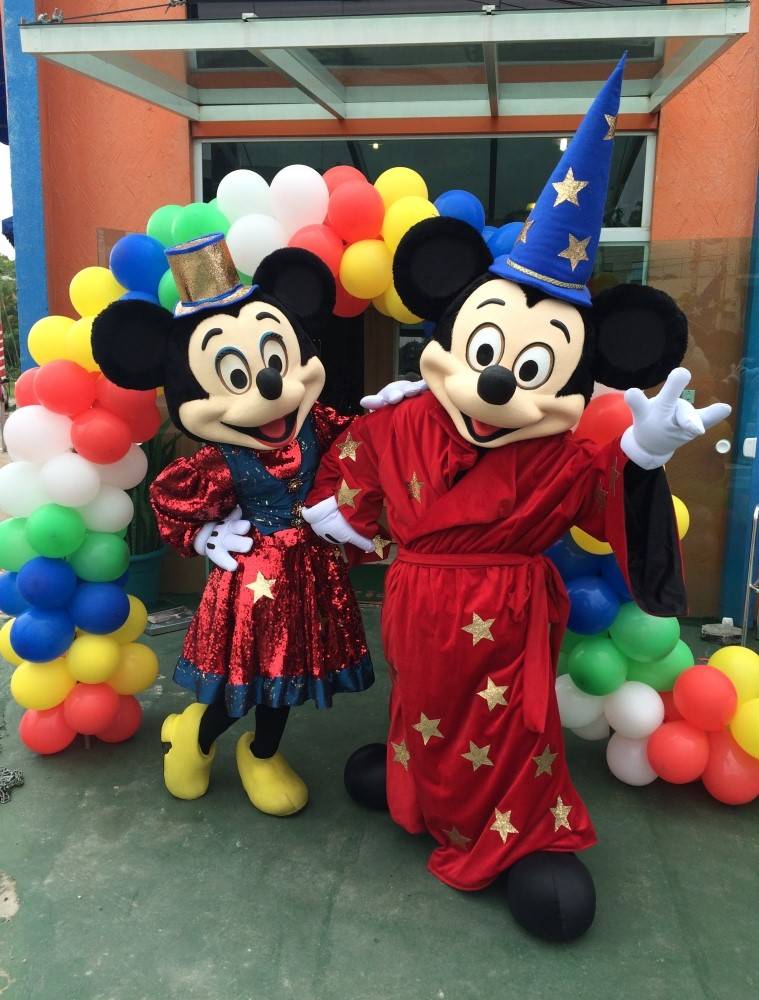 Mickey Minnie na Cidade Jardim - Aluguel de Fantasia Preço